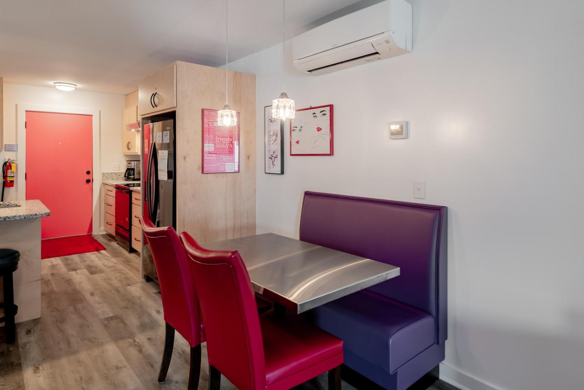 Folly Vacation Perfect Purple Palace Apt A Фоли Бич Экстерьер фото